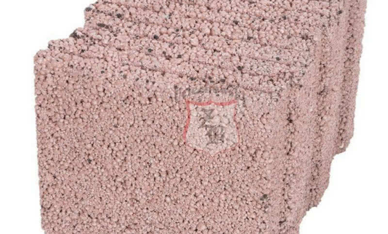 Dlaczego suche ściany z keramzytobetonu - radzi ekspert firmy Uciechowski